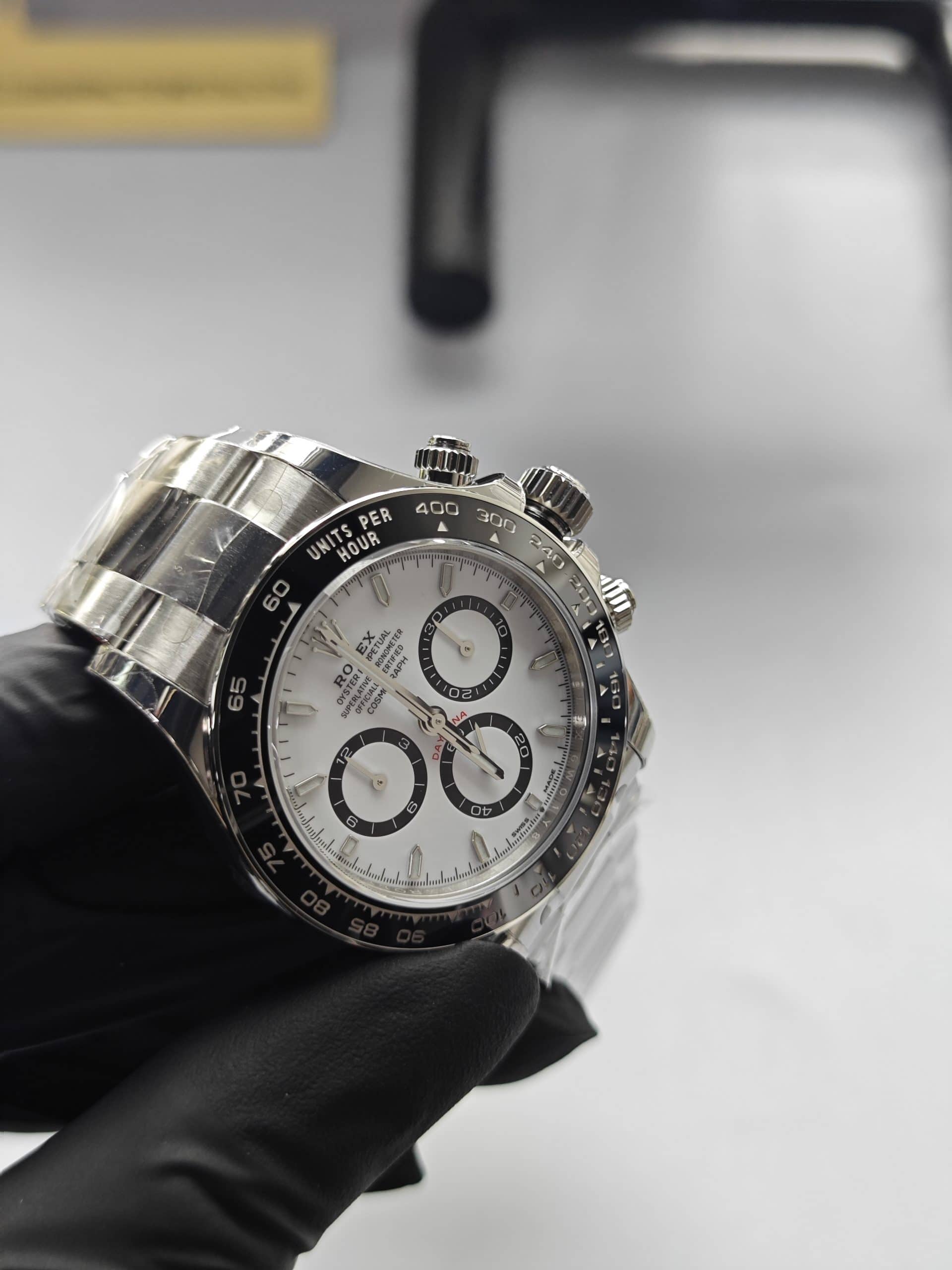 Clean Factory Rolex Daytona 126500LN