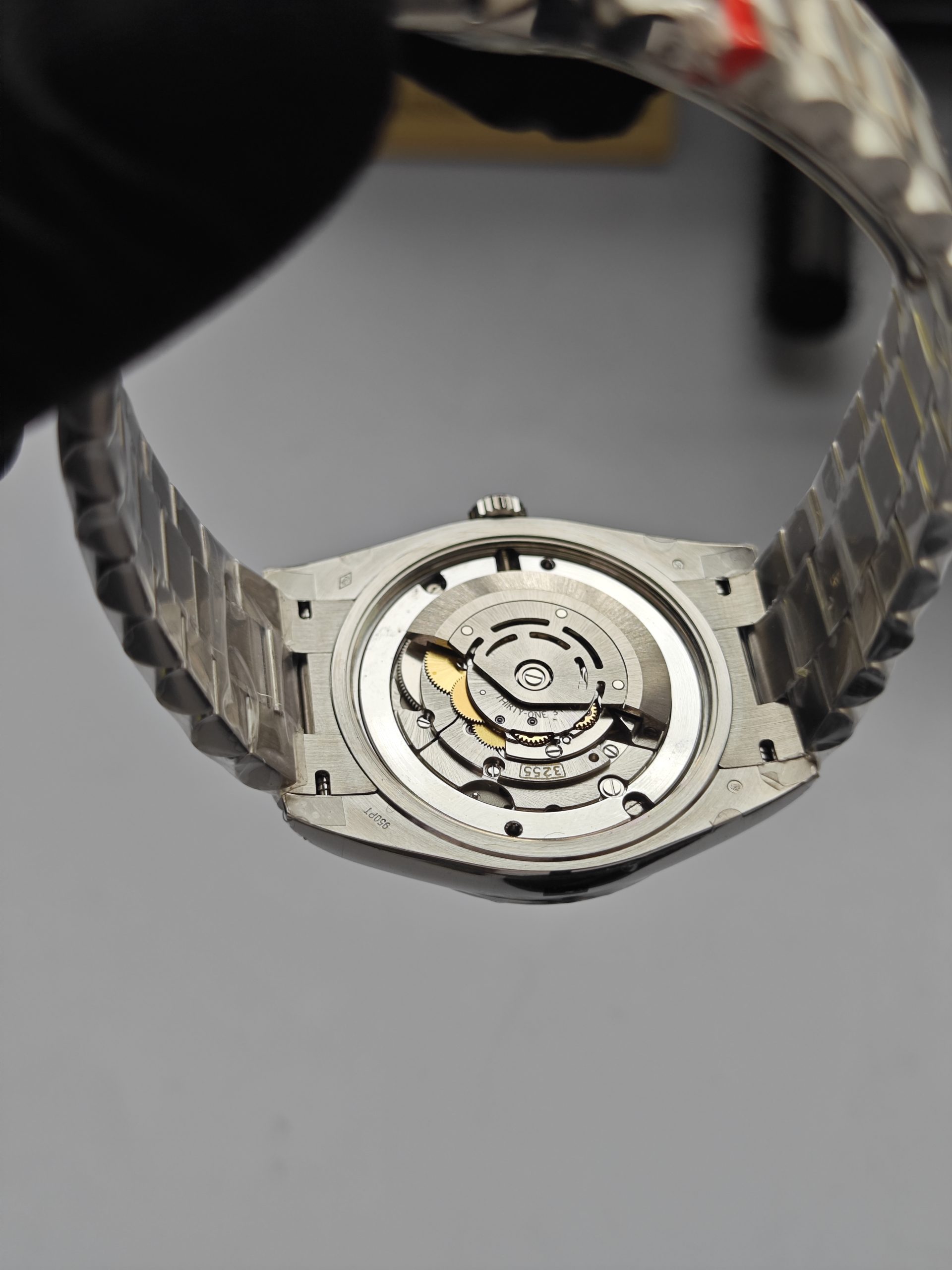 Clean Factory Rolex Day Date 40mm 228239 President Black Dial with Baguette Platinum Wrapped Fluted Bezel