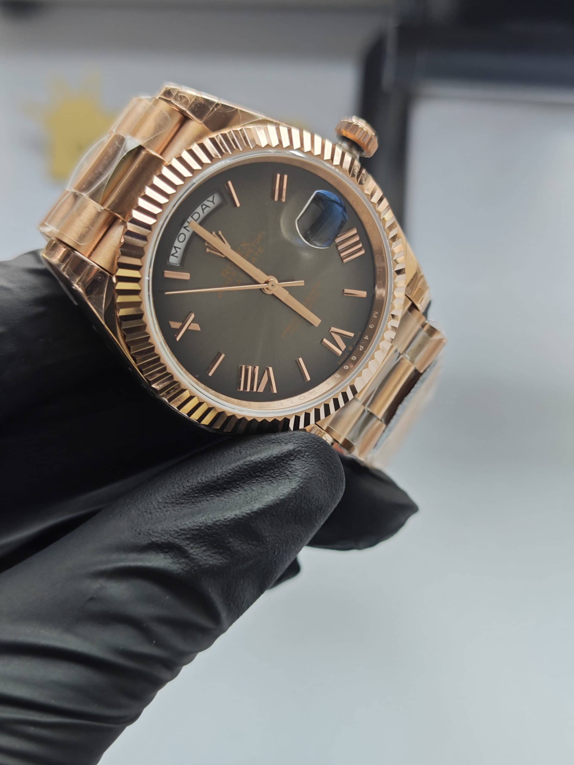 Clean Factory Rolex Day-Date 40mm 228235 President “Oscars” Slate Ombré Dial, Rose Gold Fluted Bezel