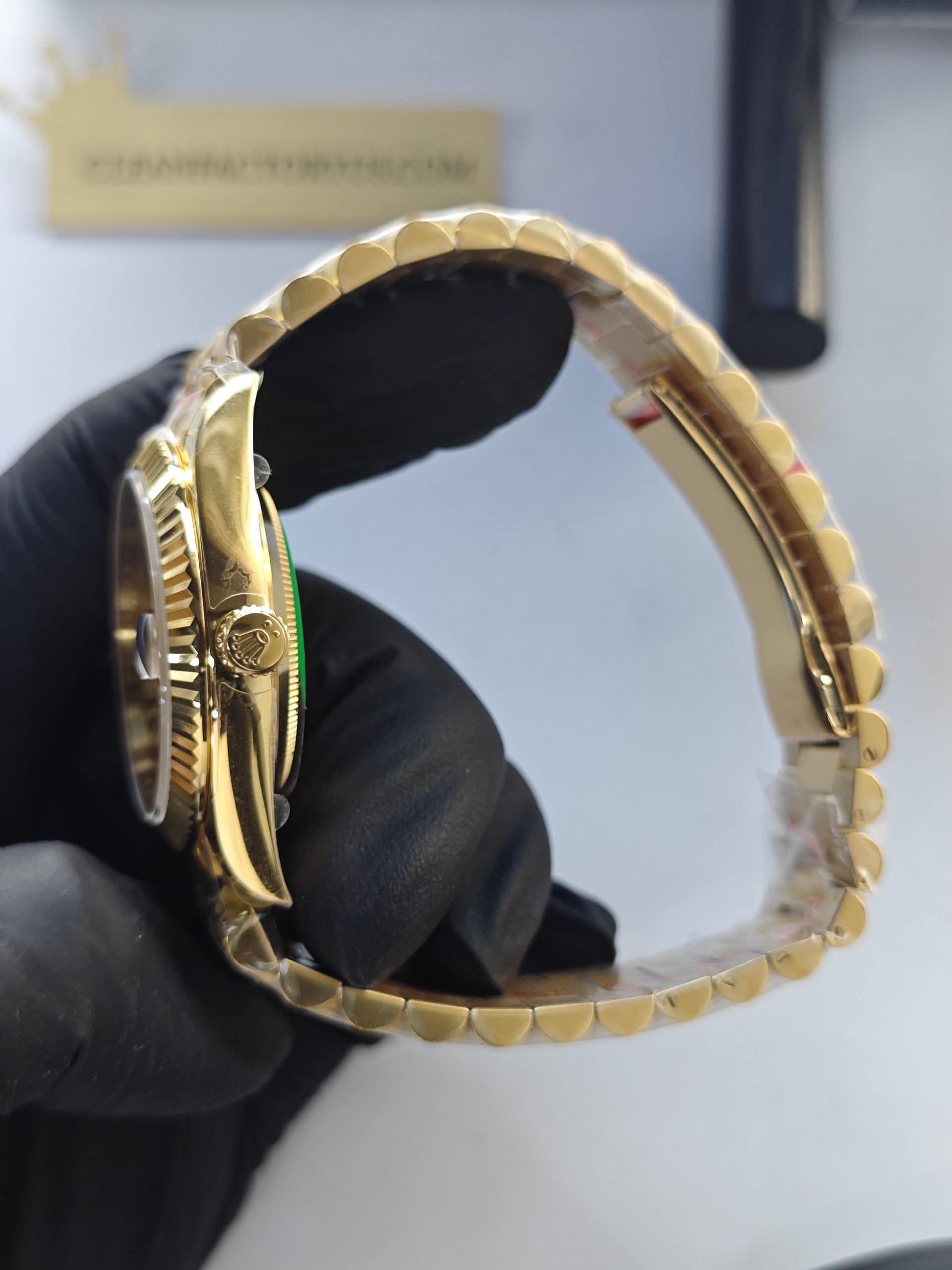 Clean Factory Day-Date 40mm 228238 President , Gold Dial, Gold Fluted Bezel
