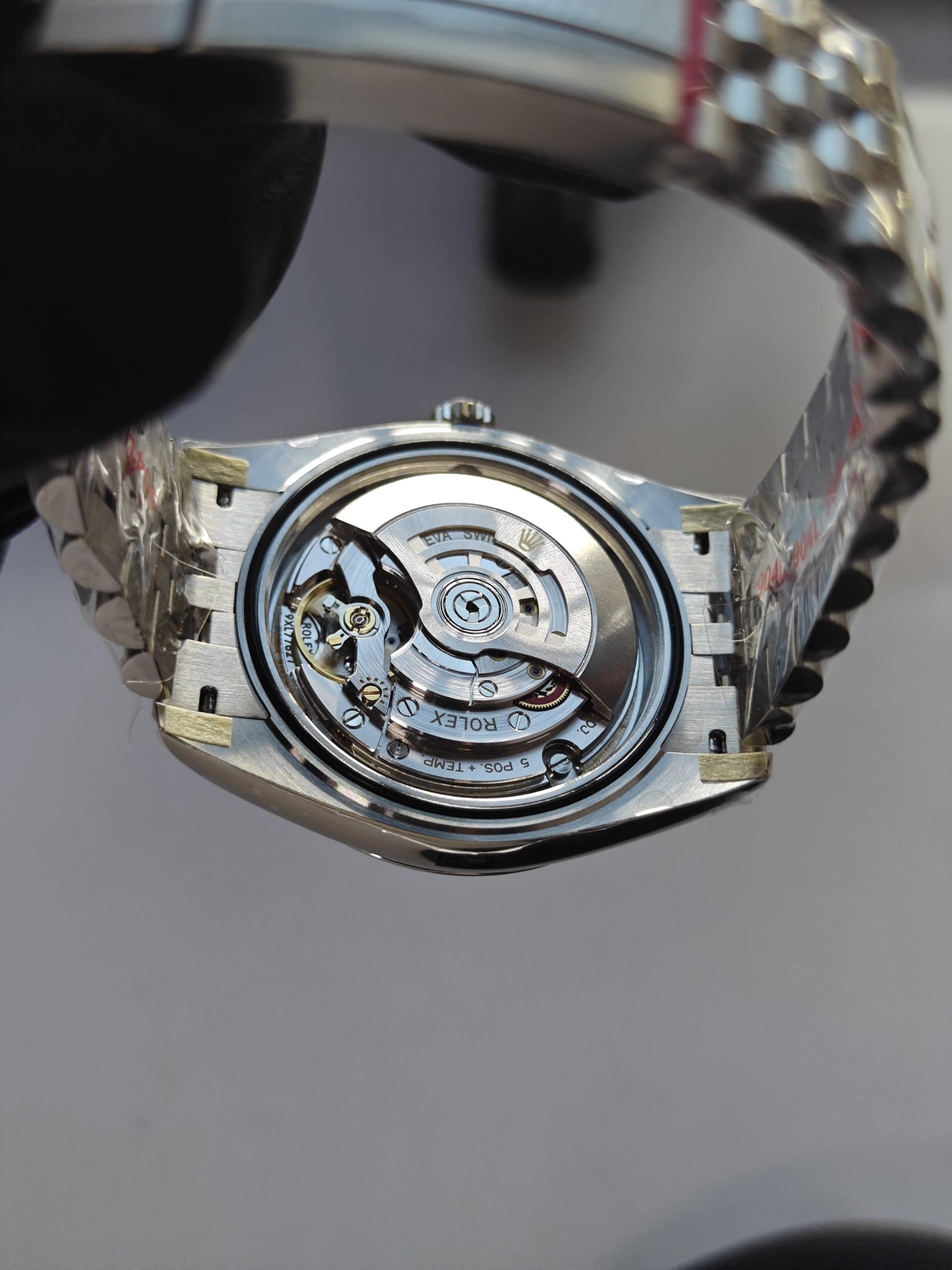 Clean Factory Datejust 41mm Jubilee White Dial Roman Markers, White Gold Fluted Bezel