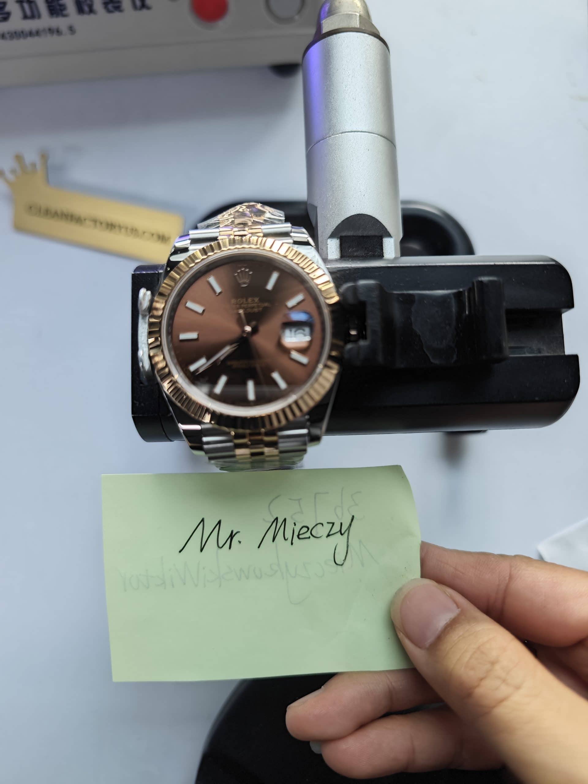 Clean Factory Datejust 41mm 126331Jubilee Two-Tone, Chocolate Dial, Gold Fluted Bezel