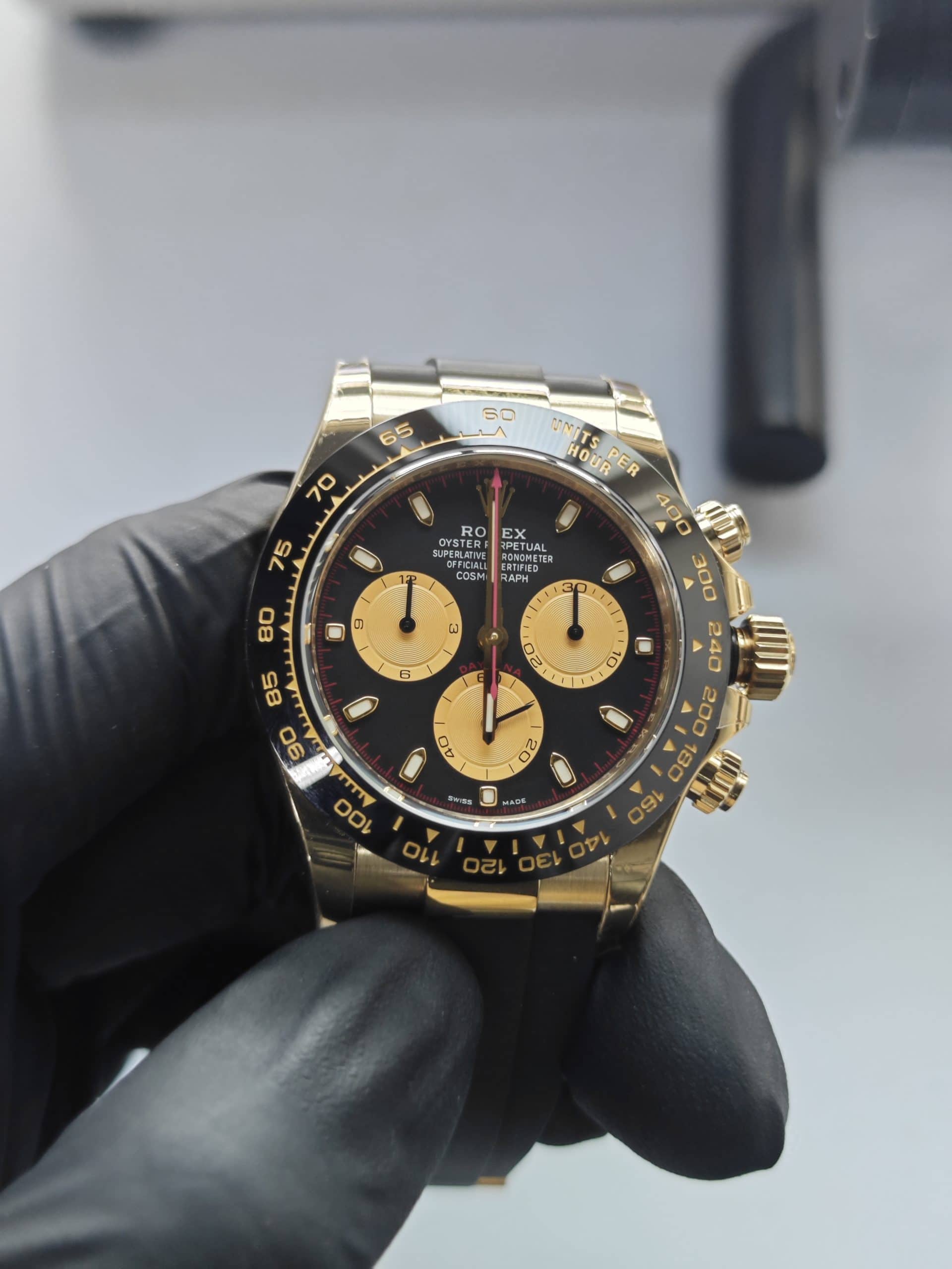 Clean Factory Daytona 116518LN Black Dial, Red Chronograph Hand, Rubber Strap, Cerachrom Bezel, Yellow Gold wrapped