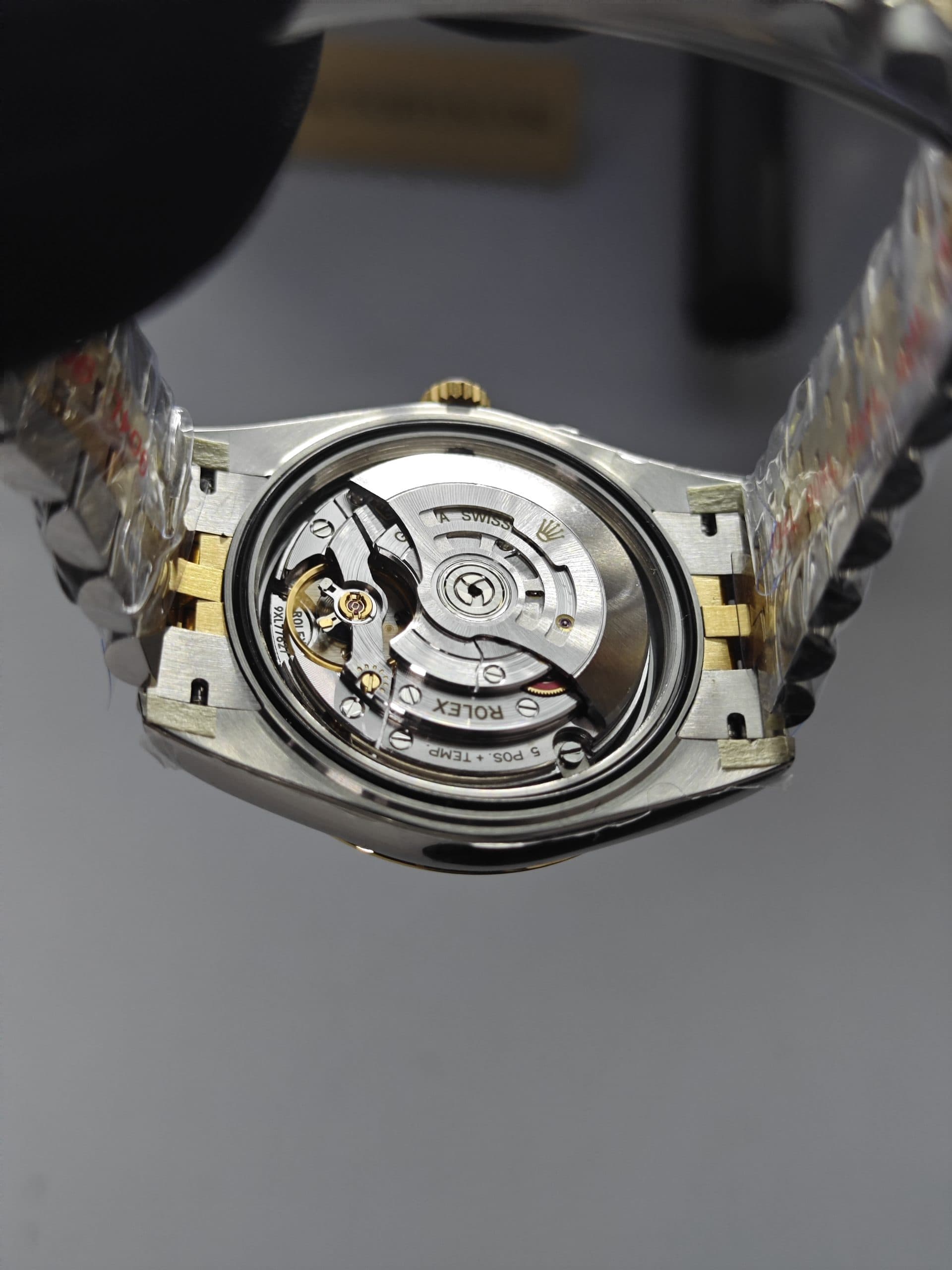 Clean Factory Datejust 41mm 126333Jubilee Two-Tone, Black Dial, Gold Fluted Bezel