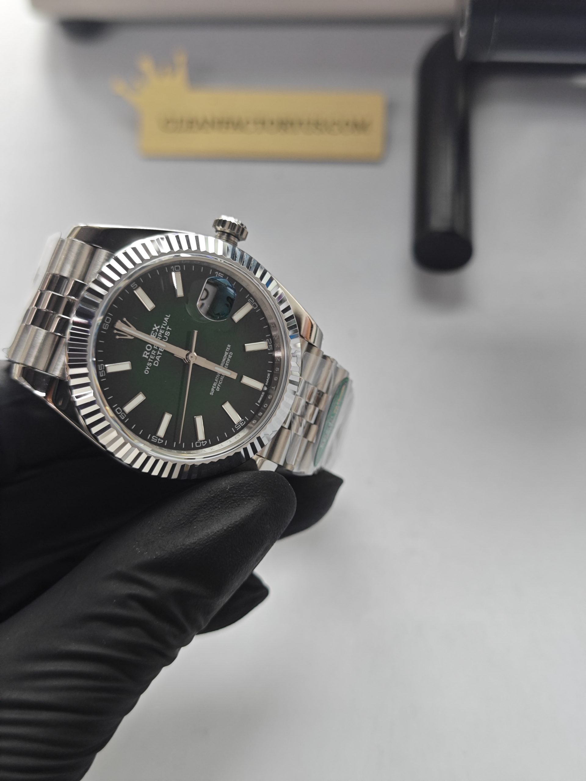 Clean Factory Datejust 41mm 126334 Jubilee, Gradient Green Dial, White Gold Fluted Bezel