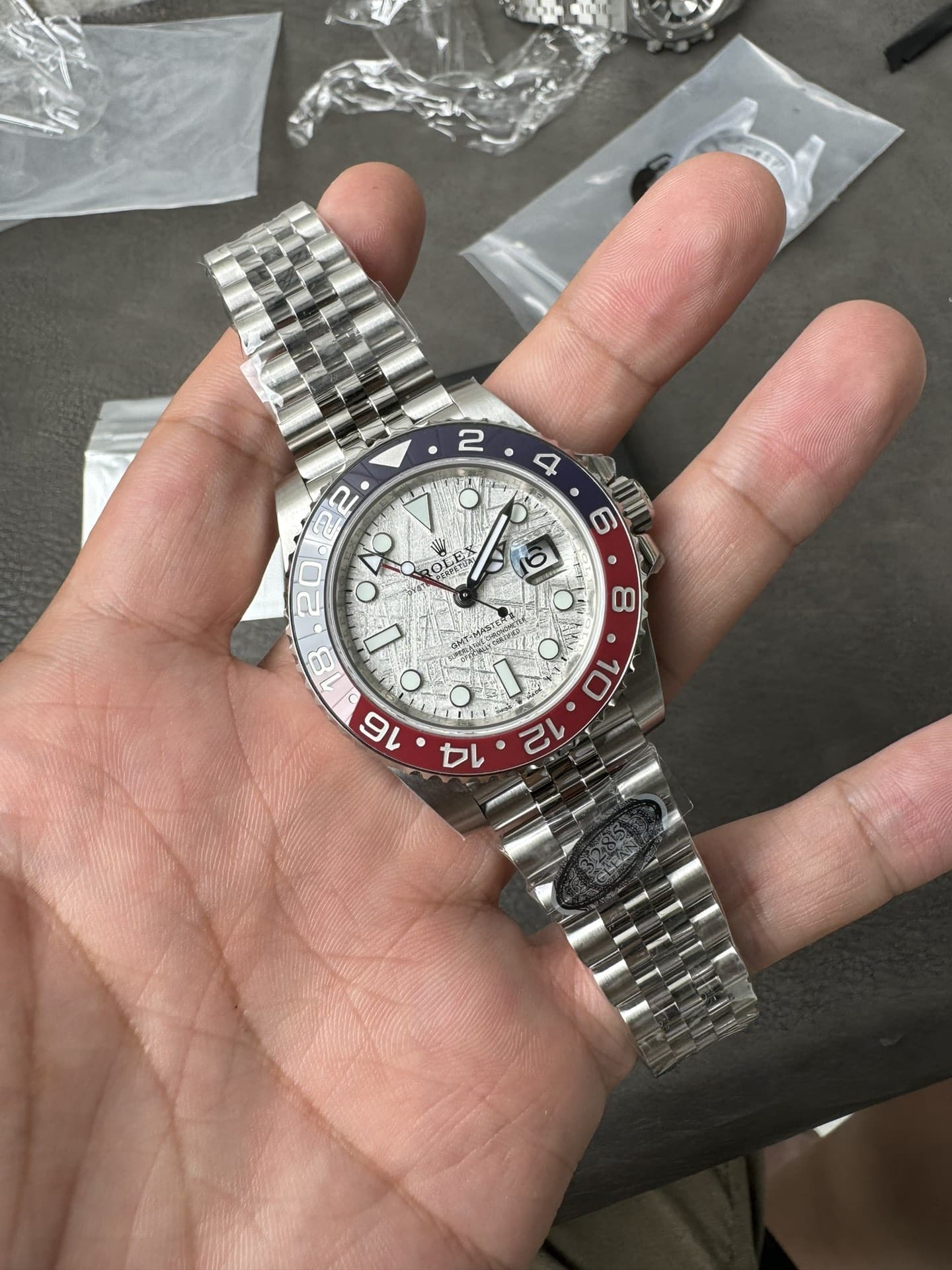Clean Factory GMT-Master II 126719BLRO Meteorite Dial Handheld Overview